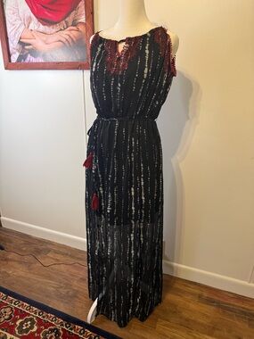 Knox Rose Women's Black Maxi Dress with Red Embroidered Accents